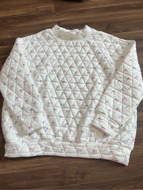 Veveret Tops - Quilted White American Flag USA Print Pullover Sweatshirt